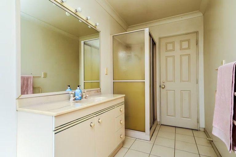 Photo of property in 3 Halcione Close, Flagstaff, Hamilton, 3210