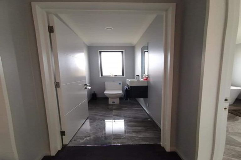 Photo of property in 55 Tiritiri Moana Drive, Pegasus, 7612