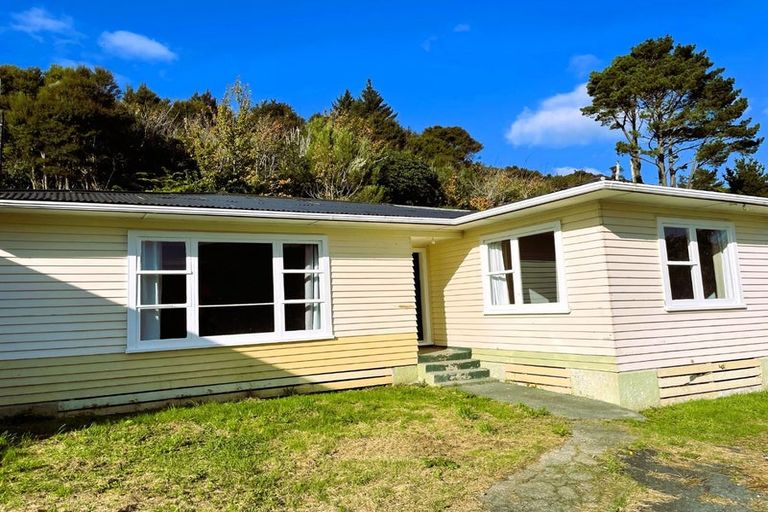 Photo of property in 79 Coast Road, Wainuiomata, Lower Hutt, 5014