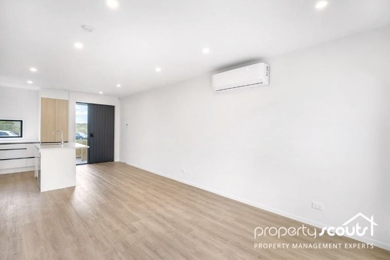 Photo of property in 43 Clay Works Lane, New Lynn, 0600