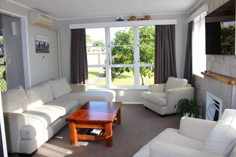 Photo of property in 21 Montgomery Avenue, Onerahi, Whangarei, 0110