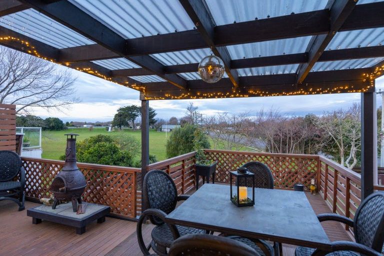 Photo of property in 6 Kentucky Way, Awapuni, Palmerston North, 4412