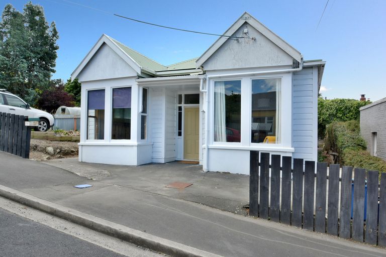 Photo of property in 12 Catherine Street, Caversham, Dunedin, 9012