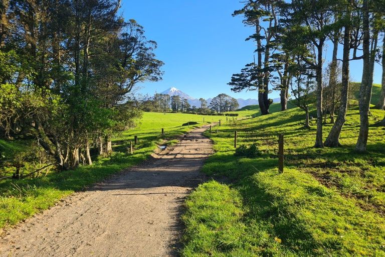 Photo of property in 801 Mangorei Road, Mangorei, New Plymouth, 4371