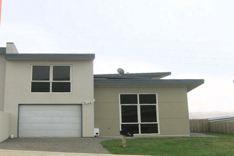 Photo of property in 14 Cedarwood Street, Woodridge, Wellington, 6037