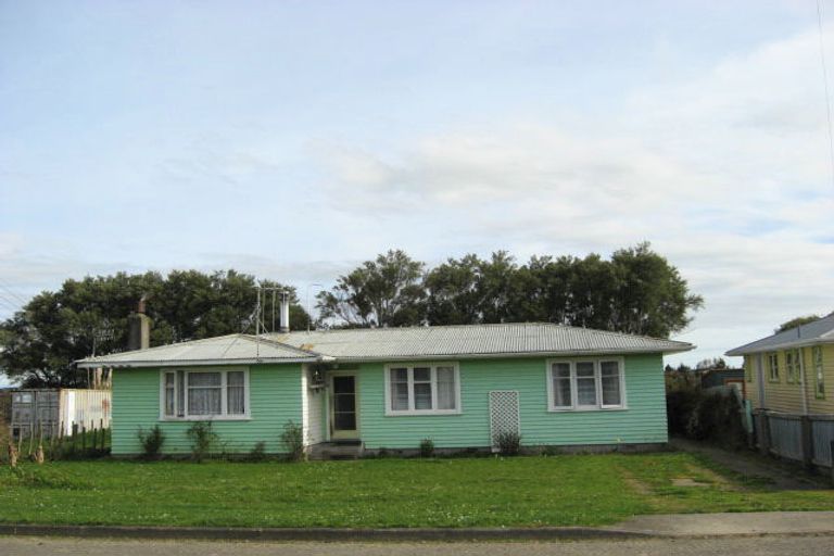 Photo of property in 9 Julyan Street, Shannon, 4821