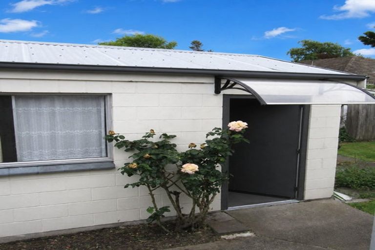 Photo of property in 3 Milnebank Street, Upper Riccarton, Christchurch, 8041
