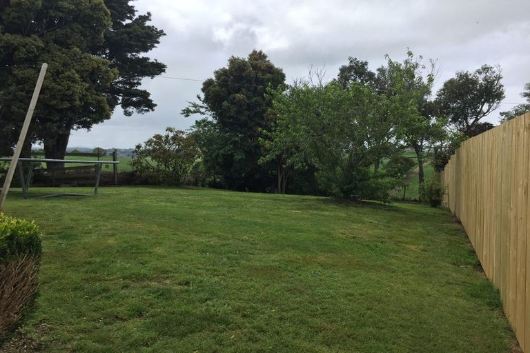 Photo of property in 64 Tuhimata Road, Paerata, Pukekohe, 2676