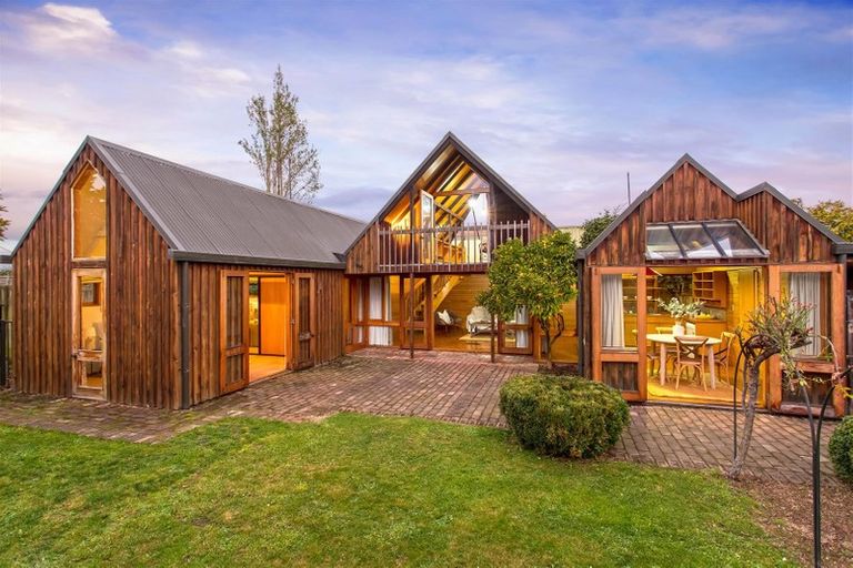 Photo of property in 38 Repton Street, Merivale, Christchurch, 8014