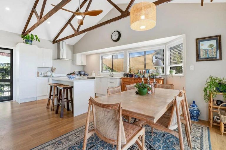 Photo of property in 2 Leal Place, Manly, Whangaparaoa, 0930