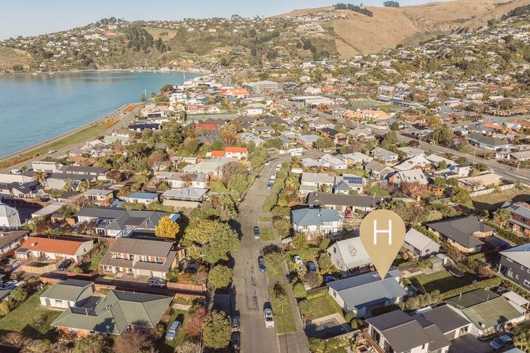 Photo of property in 23 Celia Street, Redcliffs, Christchurch, 8081
