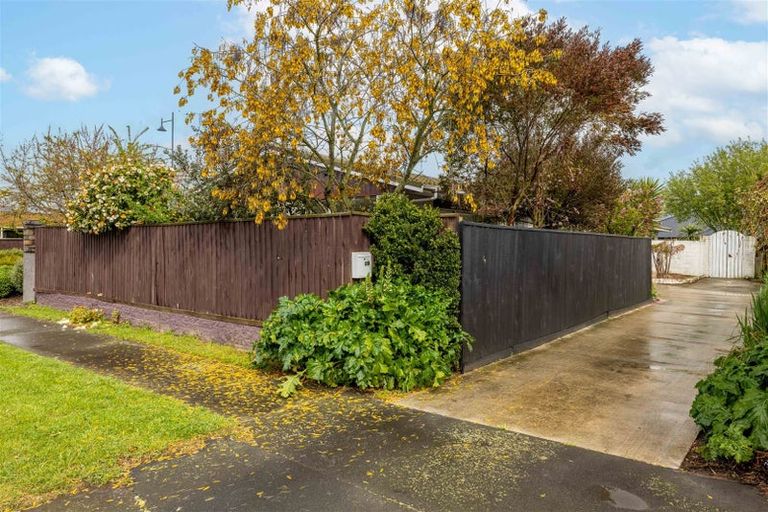 Photo of property in 1/275 Hendersons Road, Hoon Hay, Christchurch, 8025