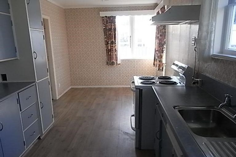 Photo of property in 28 Galway Avenue, Hokowhitu, Palmerston North, 4410