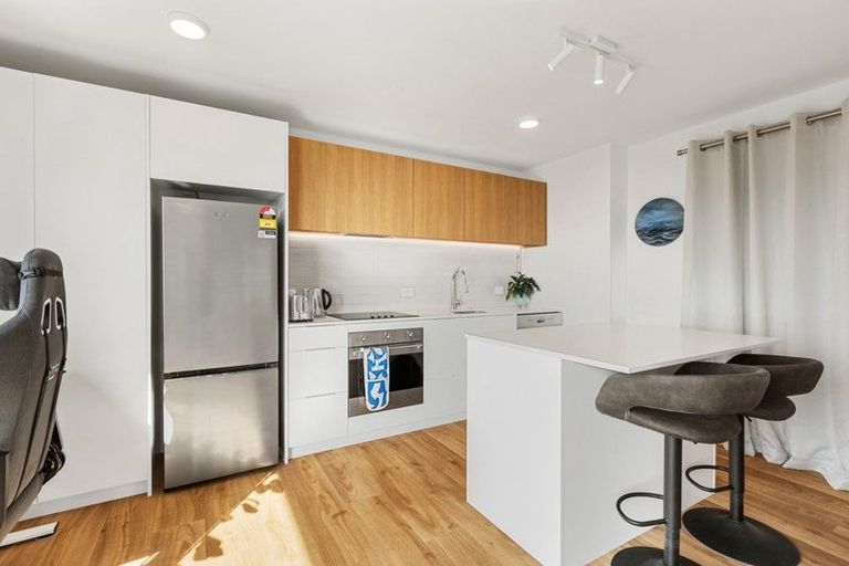 Photo of property in 3/20 Sar Street, Pipitea, Wellington, 6012