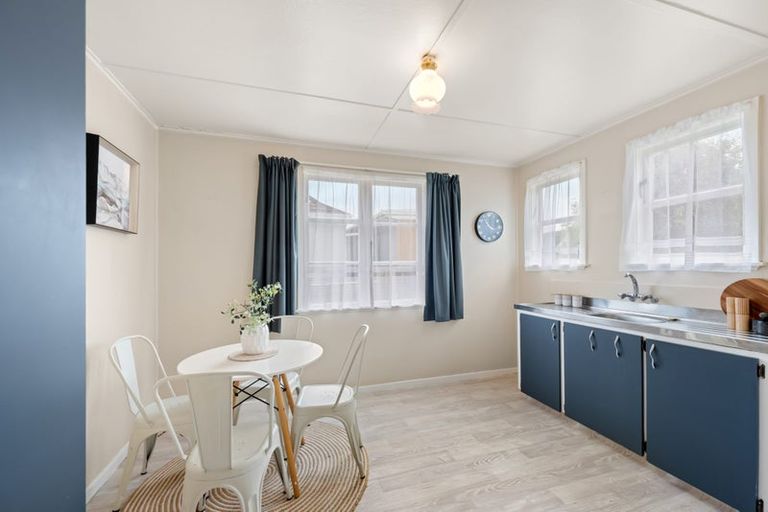 Photo of property in 11 Cole Street, Naenae, Lower Hutt, 5011