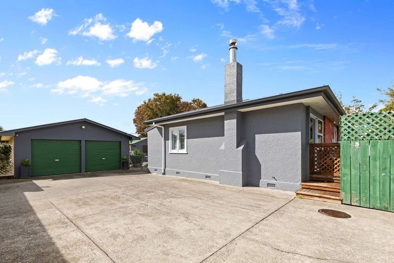 Photo of property in 24 Windsor Street, Terrace End, Palmerston North, 4410