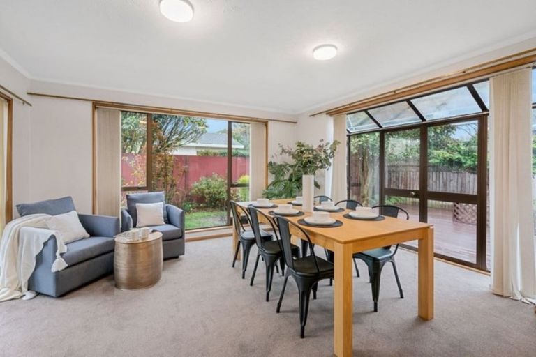 Photo of property in 3a Juniper Place, Burnside, Christchurch, 8053