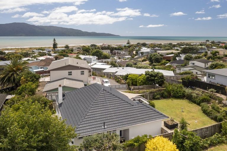 Photo of property in 21 Arthur Street, Paraparaumu Beach, Paraparaumu, 5032