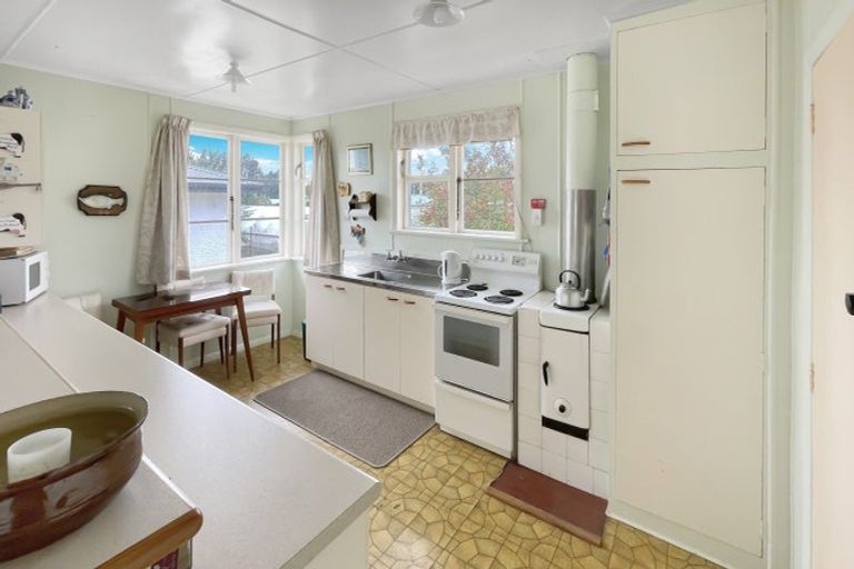 Photo of property in 12 Hawthorne Avenue, Patearoa, 9398