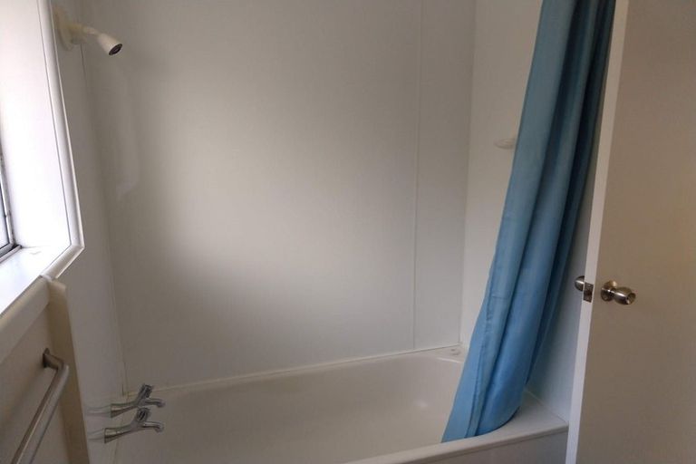 Photo of property in 4/54 Martin Street, Wallaceville, Upper Hutt, 5018