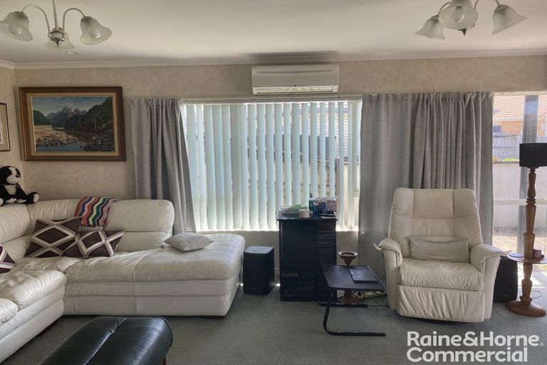 Photo of property in 72 Denny Hulme Drive, Mount Maunganui, 3116
