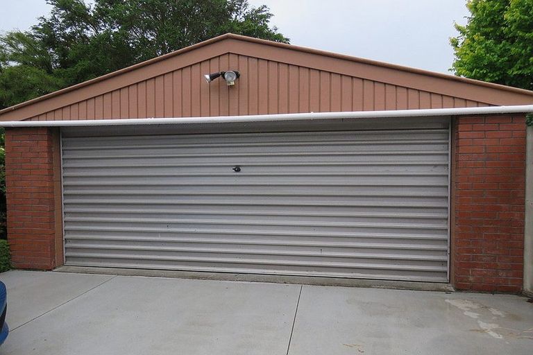 Photo of property in 56a Karnak Crescent, Russley, Christchurch, 8042