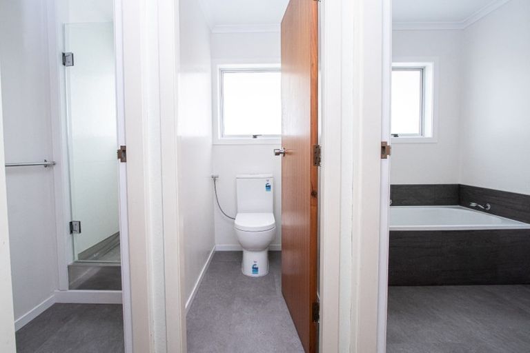 Photo of property in 25 Amanda Avenue, Dinsdale, Hamilton, 3204