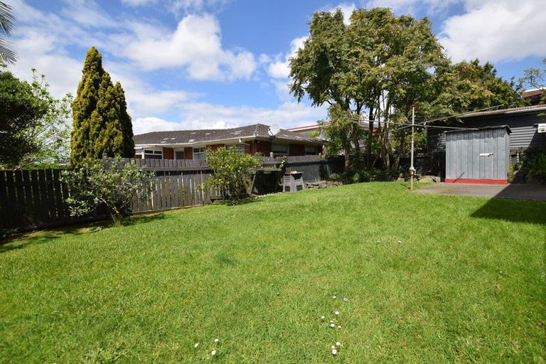 Photo of property in 63 Kirby Street, Glendene, Auckland, 0602
