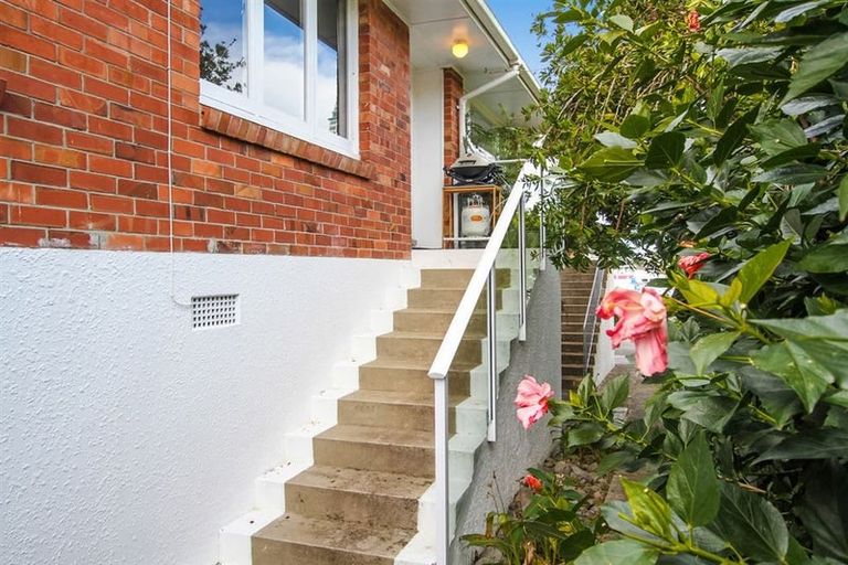 Photo of property in 1/17a Anzac Street, Takapuna, Auckland, 0622