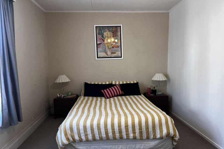 Photo of property in 69 Rolleston Street, Mount Cook, Wellington, 6021