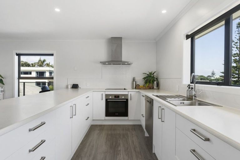 Photo of property in 26 Ocean View Road, Coastlands, Whakatane, 3120