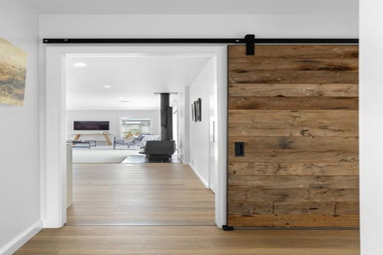 Photo of property in 57 Charlcott Street, Burnside, Christchurch, 8053