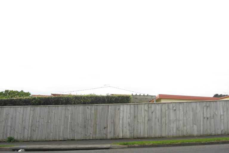 Photo of property in 1 Dixon Street, Oakura, 4314