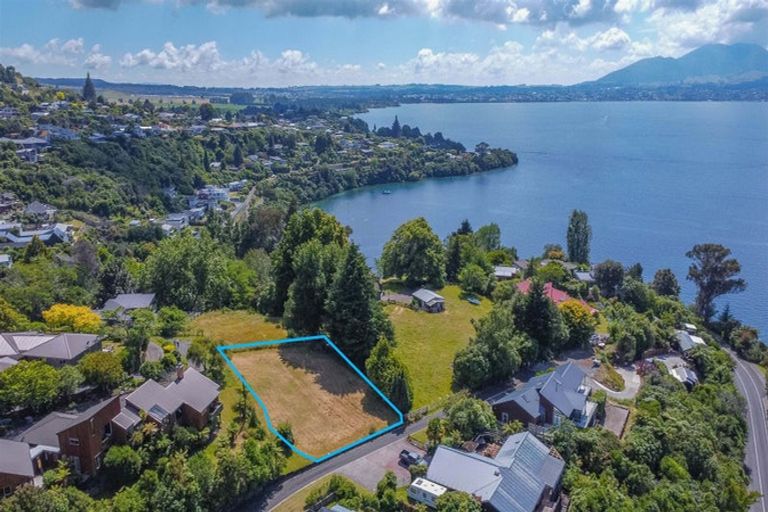 Photo of property in 14 Ewing Grove, Acacia Bay, Taupo, 3330