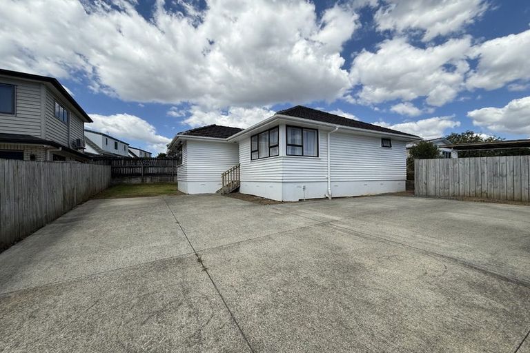Photo of property in 13a Milan Road, Papatoetoe, Auckland, 2025