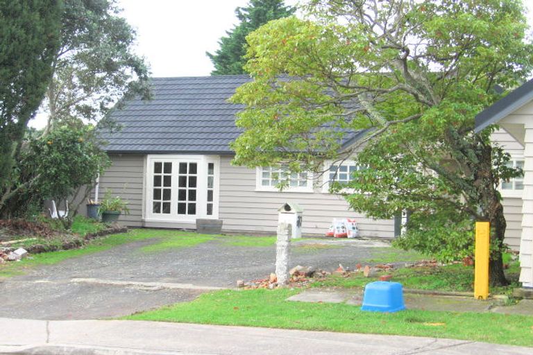 Photo of property in 27 Moffat Road, Red Beach, 0932