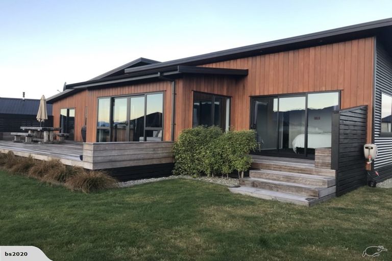 Photo of property in 55 Burnby Drive, Te Anau, 9679