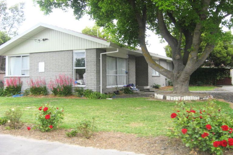 Photo of property in 34 Camden Street, Redwood, Christchurch, 8051