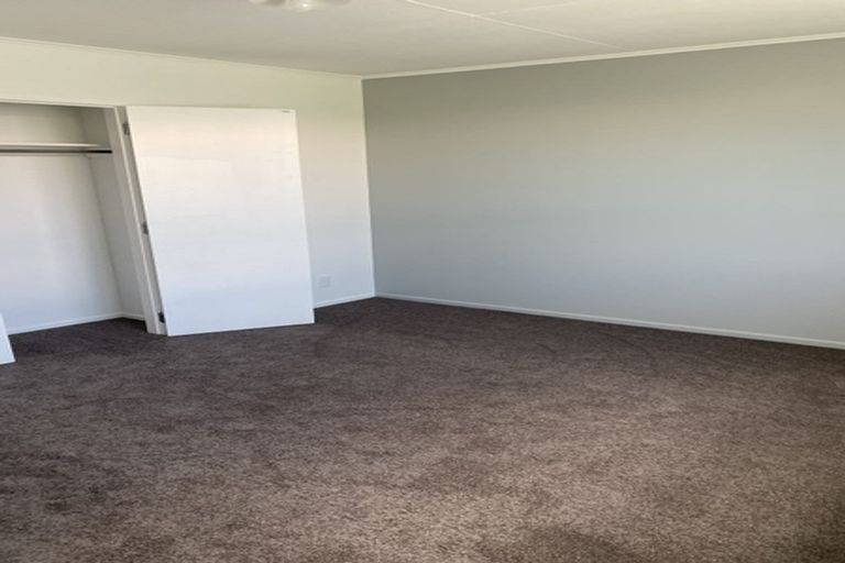Photo of property in 7a Harvard Grove, Totara Park, Upper Hutt, 5018