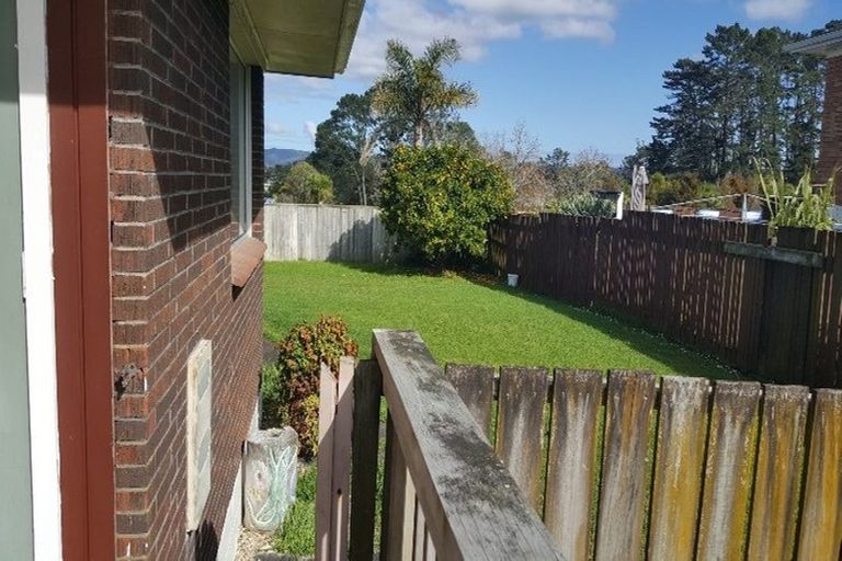 Photo of property in 41 Anich Road, Massey, Auckland, 0614