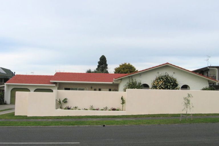 Photo of property in 10 Madill Road, St Andrews, Hamilton, 3200