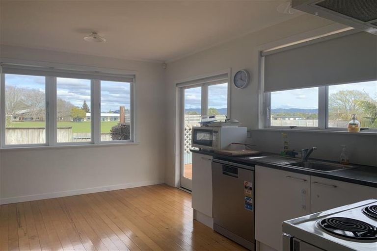 Photo of property in 106 Lincoln Road, Henderson, Auckland, 0610