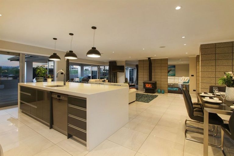 Photo of property in 3 Millbrook Drive, Waiuku, 2683