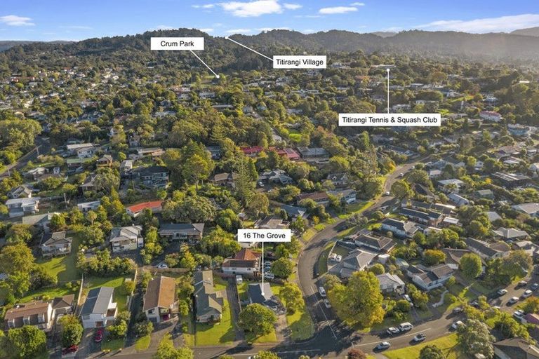 Photo of property in 16 The Grove, Titirangi, Auckland, 0604