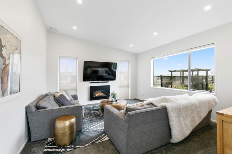 Photo of property in 4 Hopkirk Avenue, Wallaceville, Upper Hutt, 5018