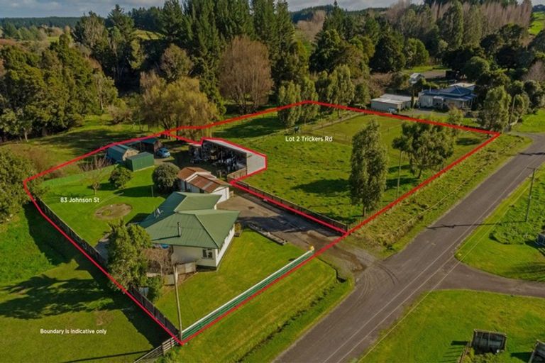 Photo of property in 83 Trickers Road, Bulls, 4818