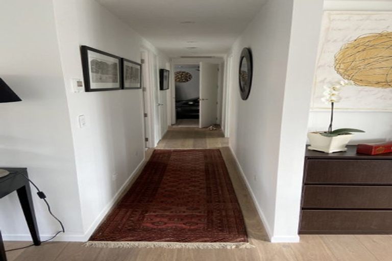 Photo of property in 1/2 Omana Road, Milford, Auckland, 0620