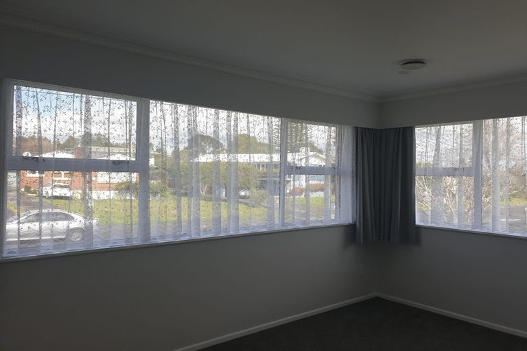 Photo of property in 15a Collie Street, Hillpark, Auckland, 2102