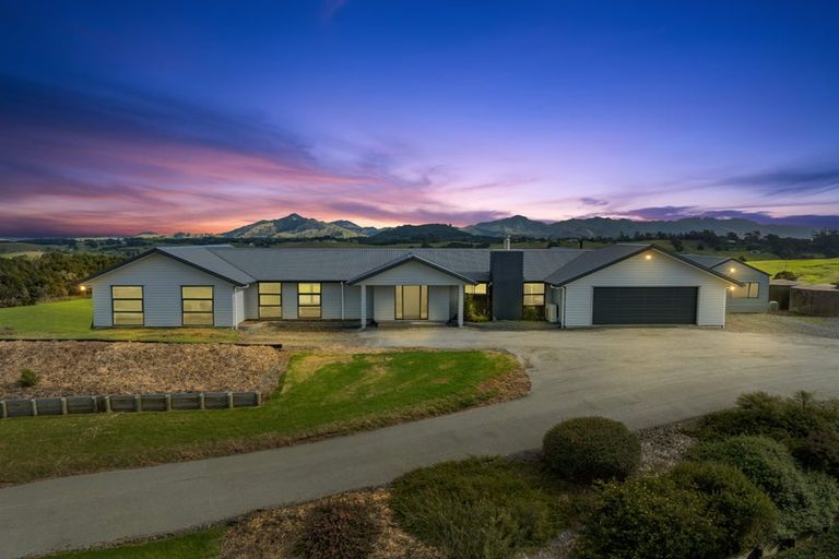 Photo of property in 1014 Snooks Road, Maungakaramea, Whangarei, 0178