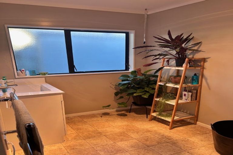 Photo of property in 3a Brook Street, Waiwhetu, Lower Hutt, 5010